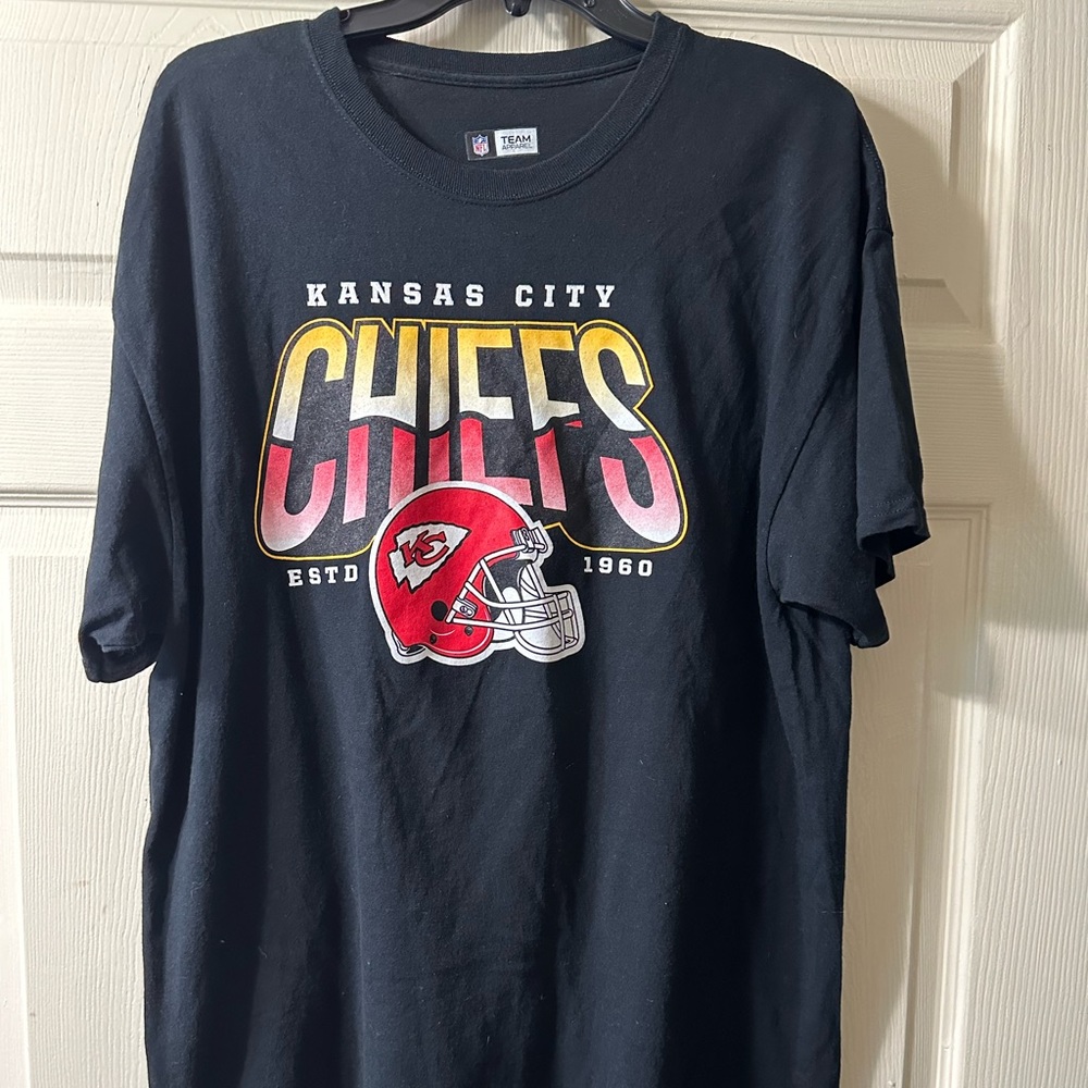 Kansas City Chiefs Shirt, Size XL
